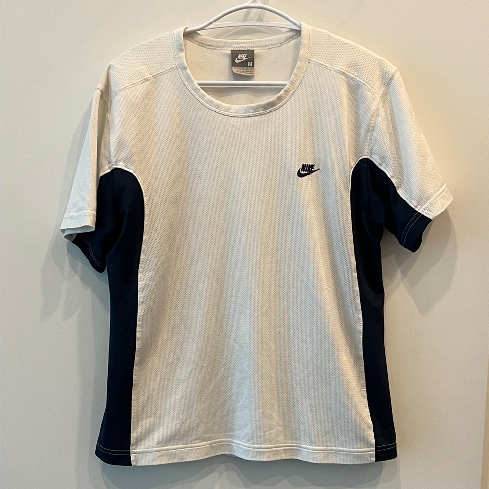 Nike White and Navy Short-Sleeve Performance Shirt